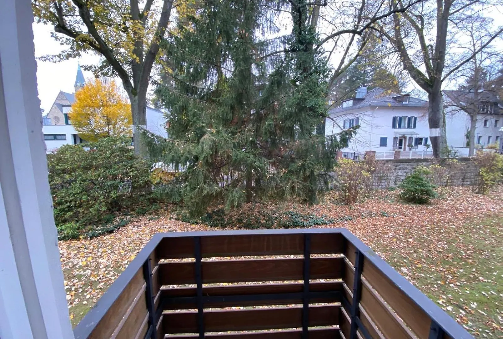 Einzimmerwohnung In Der Naehe Kudamms Und Location Gruenewald Berlin
